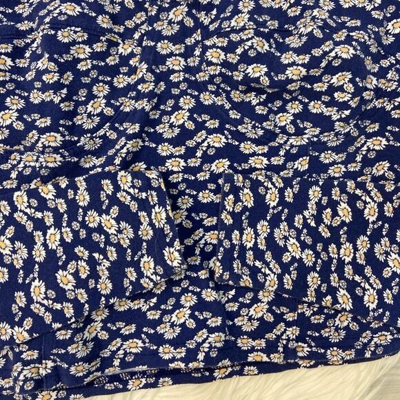 Me to We Floral Crop Long Sleeve - Picture 5 of 8